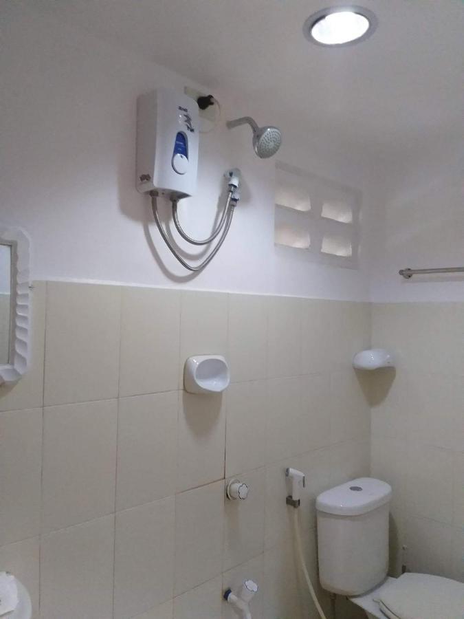 Park Vil-La Apartelle Quezon City Eksteriør billede