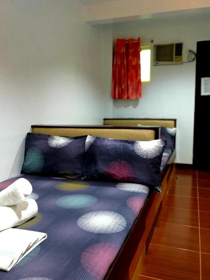 Park Vil-La Apartelle Quezon City Eksteriør billede