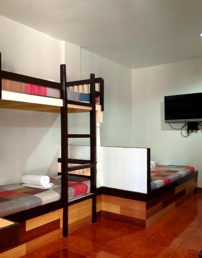 Park Vil-La Apartelle Quezon City Eksteriør billede
