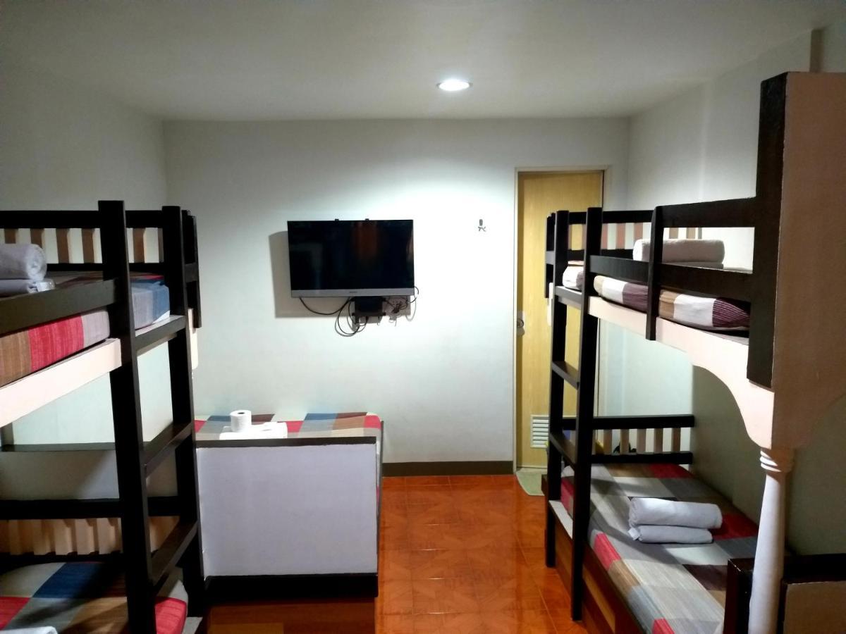 Park Vil-La Apartelle Quezon City Eksteriør billede